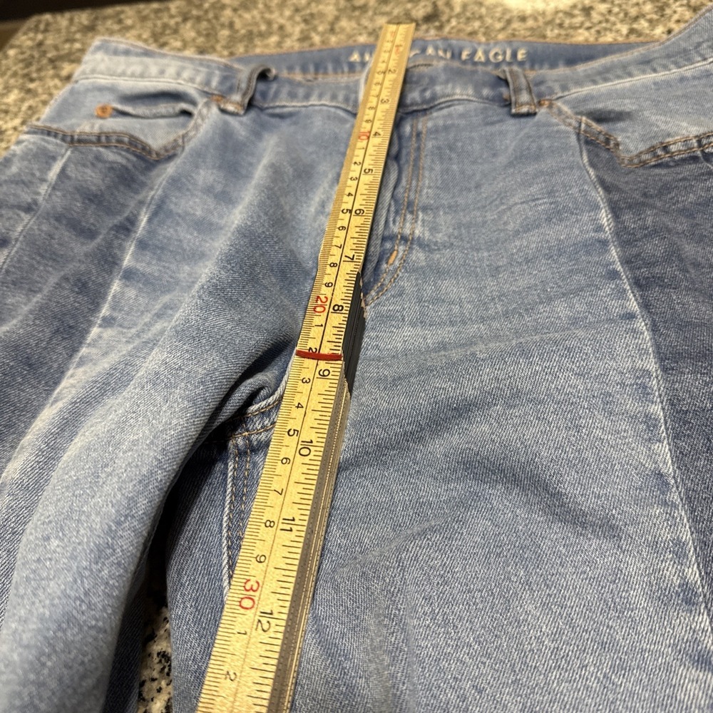 American Eagle Jeans Women's Low Rise Ultra Wide Leg Baggy Style Denim Size 4 - Picture 2 of 12